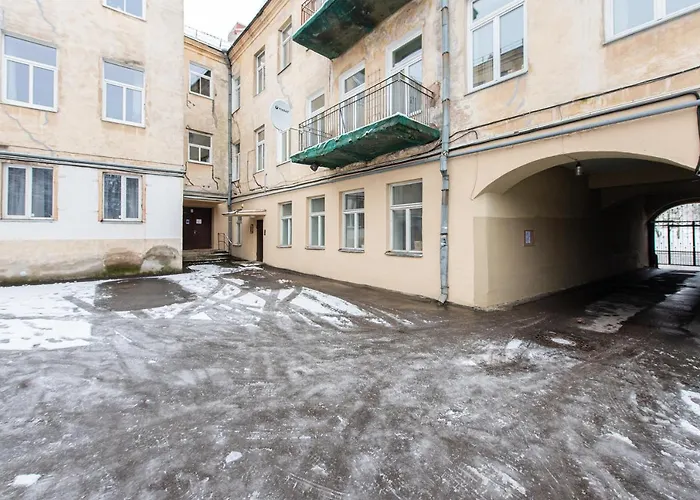 Bali House Nakvynės namai *